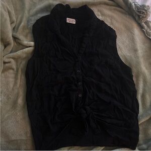 Black Poppy Black Button-Down Tank Top